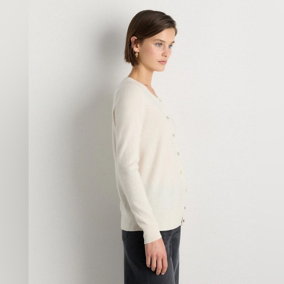 Quince Mongolian Cashmere Cardigan Sweater Color Ivory Size L - Picture 5 of 7